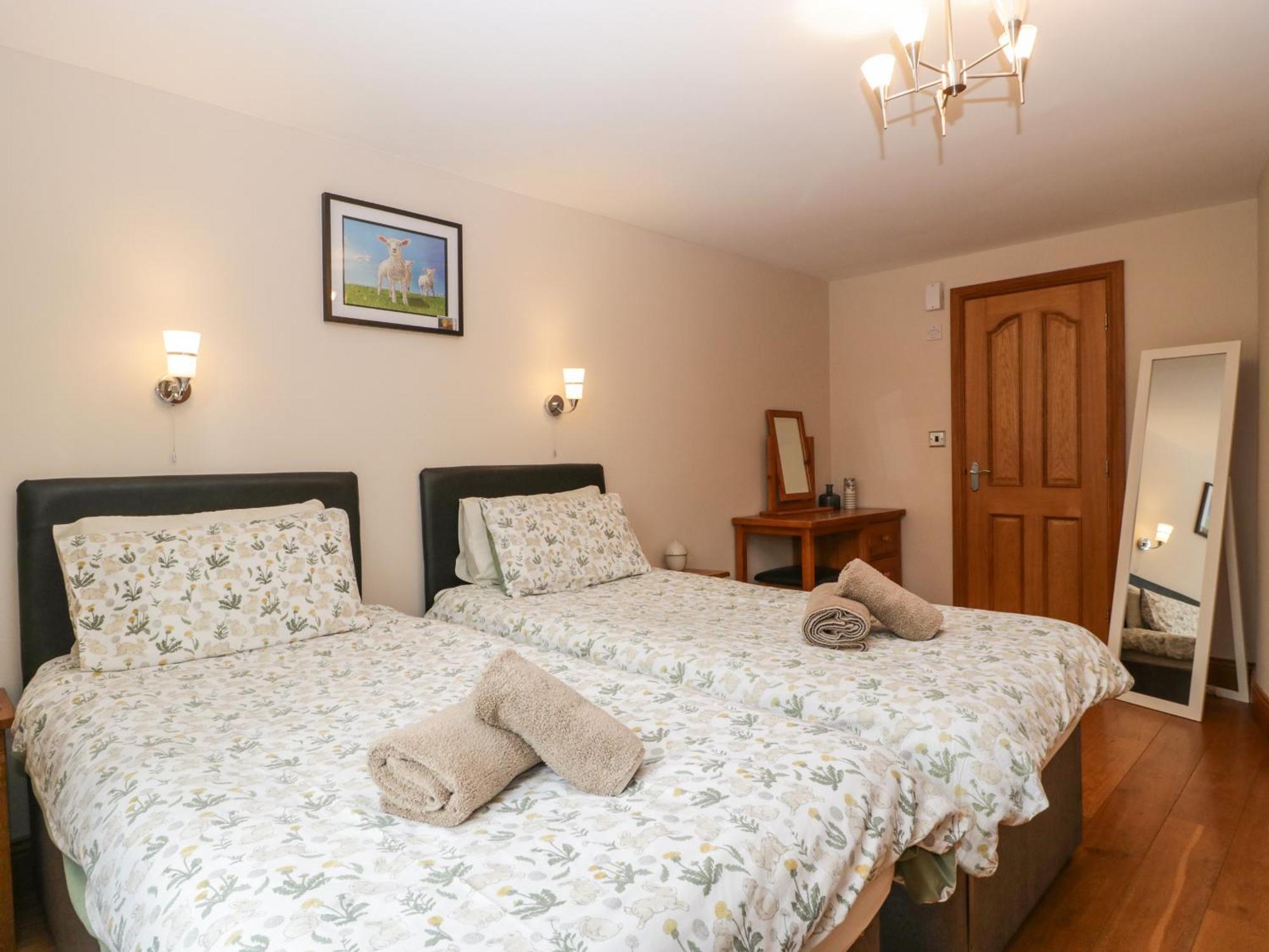 About Time Cottage Лидней Экстерьер фото